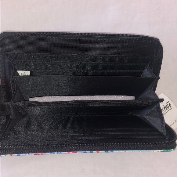 Beach Themed Wallet - Picture 4 of 4